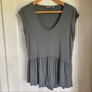 🛍Silky, stretchy top.🛍